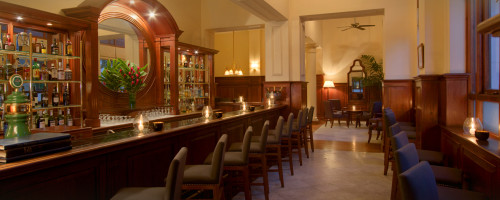 bg-the-strand-bar